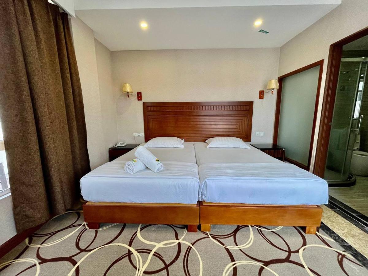 Fan Holiday Hotel Kuala Lumpur Buitenkant foto