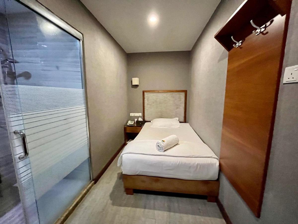 Fan Holiday Hotel Kuala Lumpur Buitenkant foto
