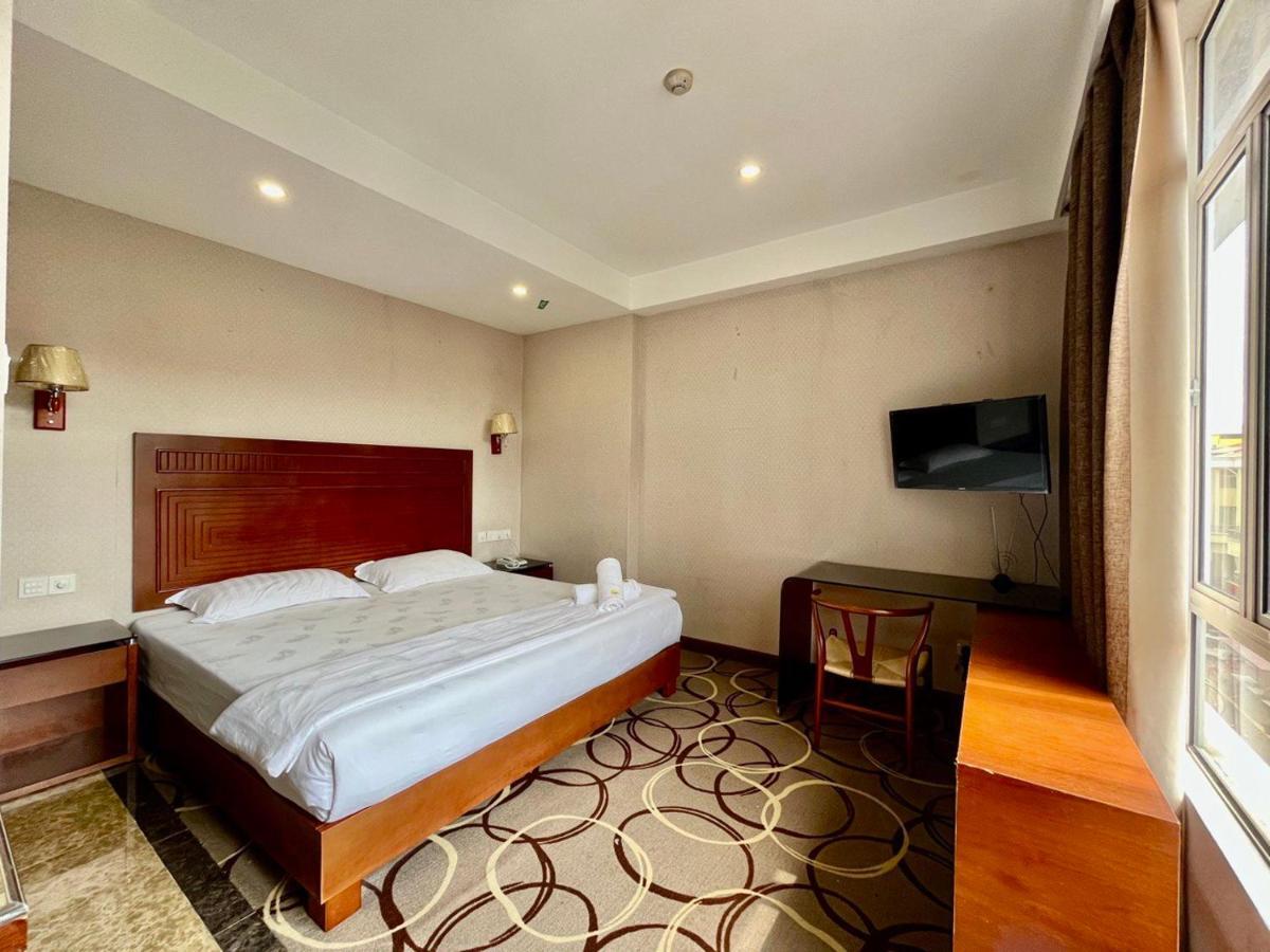 Fan Holiday Hotel Kuala Lumpur Buitenkant foto